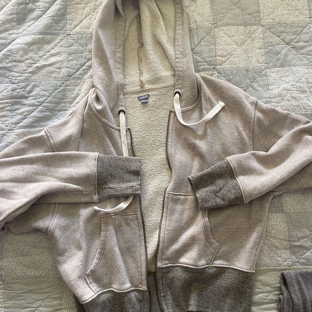 Aerie Gray Zip-Up Hoodie